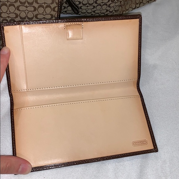 COACH DIAPER BAG N WALLETS - Picture 5 of 5